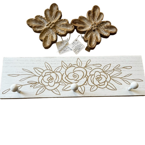 NWT Wall 3 Pieces Included Wood Style Flowers Rustic Hanger Hook & Two Flowers